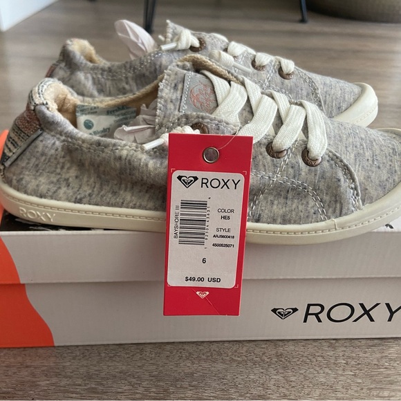 NWT - Grey Roxy Bayshore slip on sneakers - Picture 2 of 3